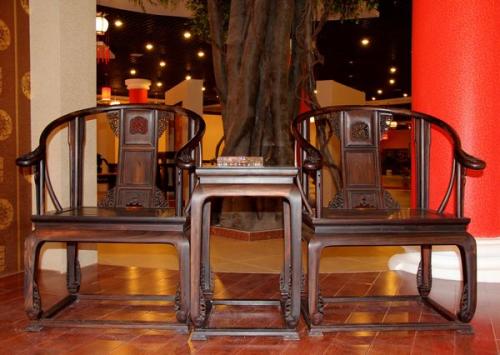 北京黄花梨家具回收 越南黄花梨罗汉床回收 黄花梨圈椅回收 黄花梨书桌回收