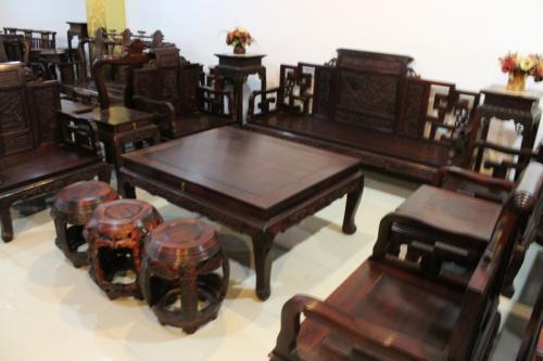 北京老挝红酸枝家具回收 越南红酸枝顶箱柜回收 红酸枝罗汉床回收 红酸枝圈椅回收